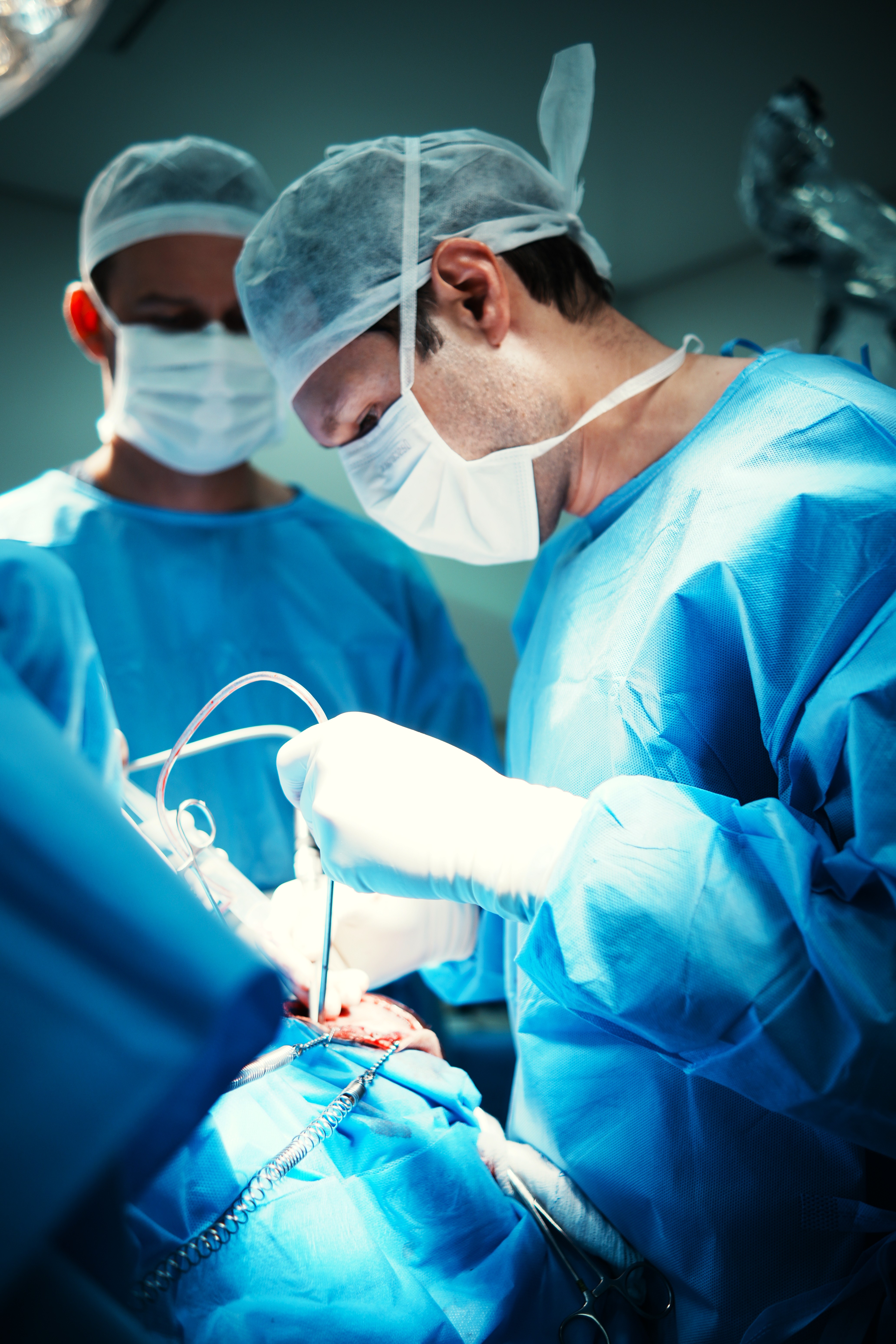 Dr. Leandro Pelegrini — Neurocirurgião CRM-PR 30516